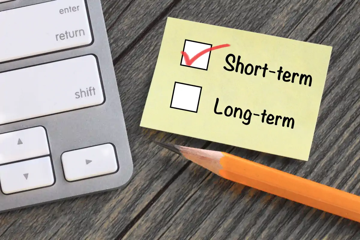 Short term and Long term on a Post-it with the long term box checked